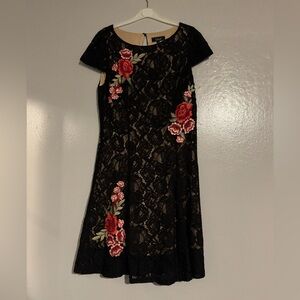 Lux II Black Lace Short Sleeve Knee Length Dress Red Pink Floral Embroidered 8